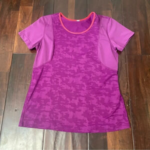 Lululemon Run For Days Regal Plum/Camo Short Sleeve Shirt Women’s Size 10 Purple